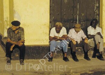 Postkarte «Am Warten - La Habana Vieja, 1989» aus der Reihe «Land+Leute»