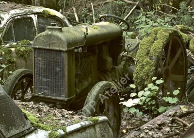 Postkarte «Traktor» aus der Reihe «Technik + Natur»